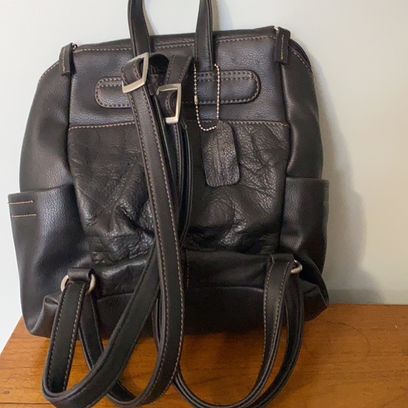Vintage Leather Backpack - Picture 6 of 6